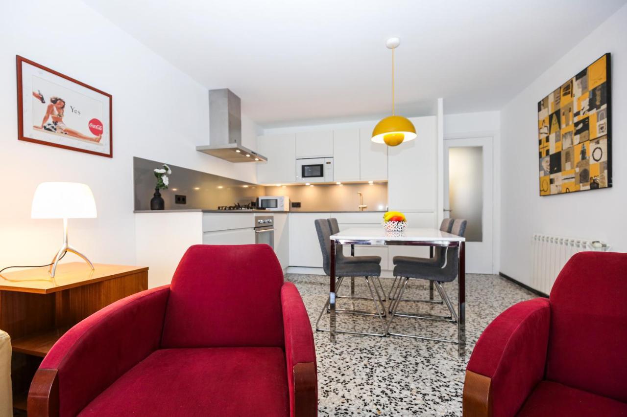 Antares Planet Costa Dorada Apartment Кембрилс Екстериор снимка